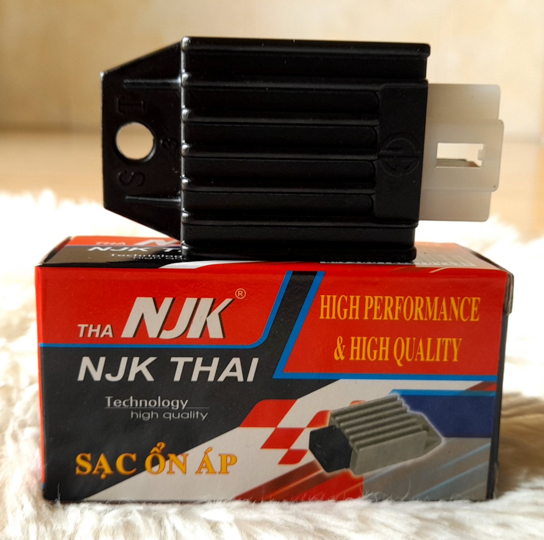 Sạc ổn áp njk xe dream, wave