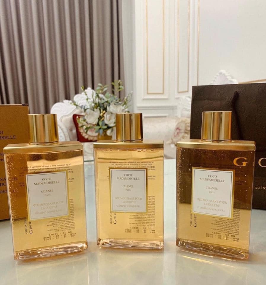 Sữa Tắm Nước Hoa Coco Mademoiselle 300ml