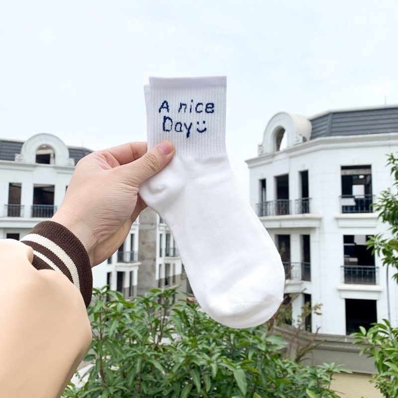 Tất nữ cổ cao phong cách Hàn Quốc dễ thương