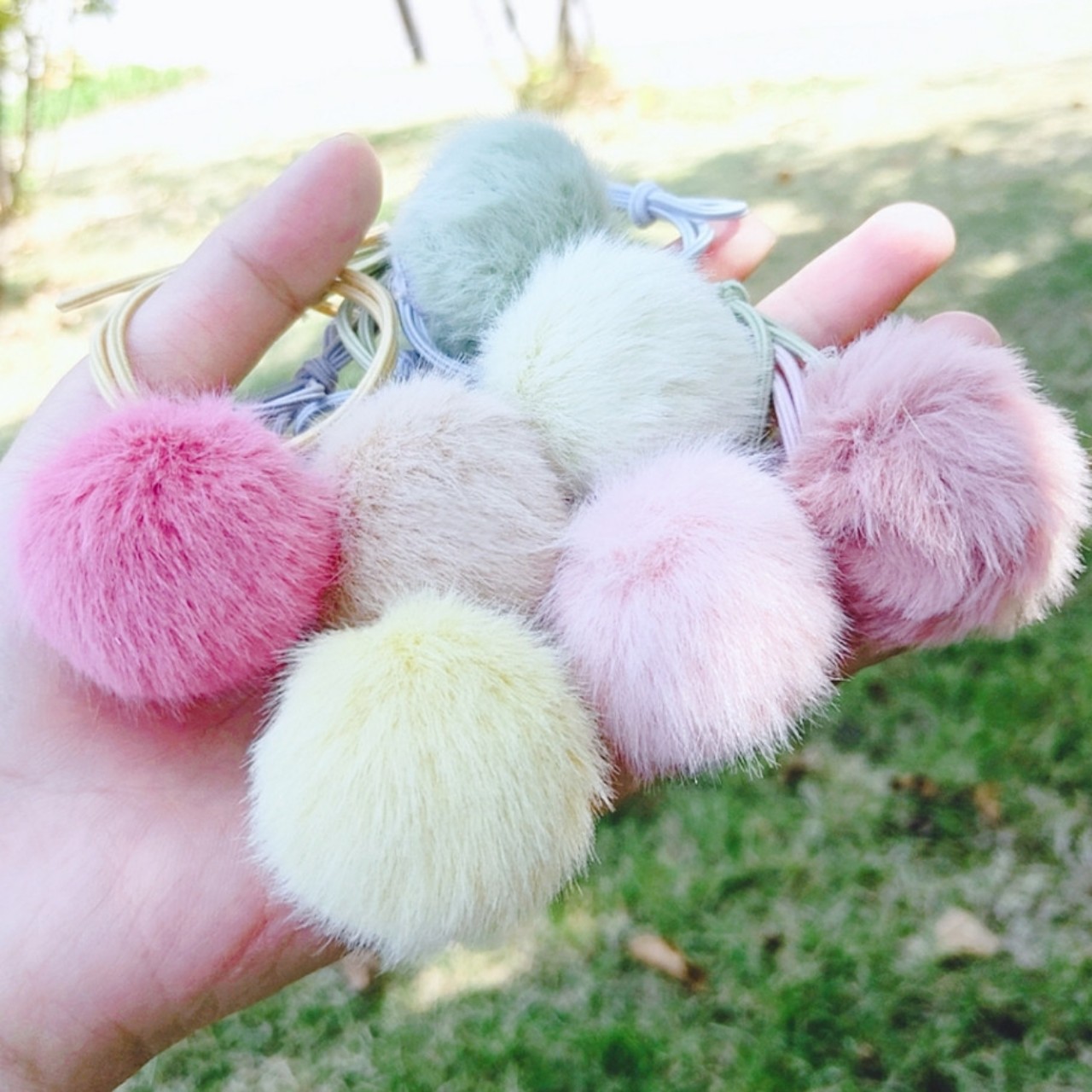 CỘT TÓC LÔNG ĐUÔI THỎ - 01 CỘT