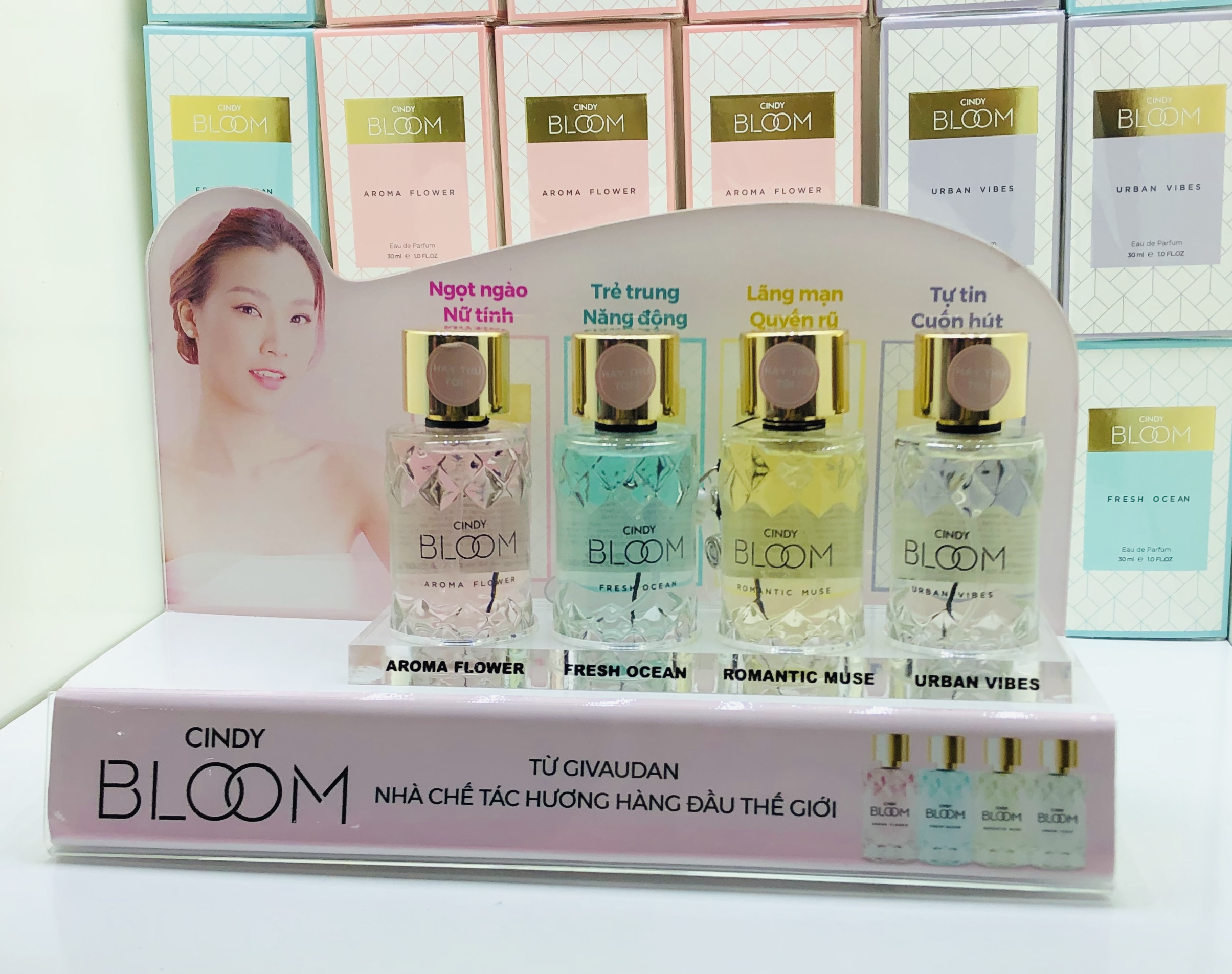 [HCM]Nước Hoa Cindy Bloom 30ml chính Hãng Đủ Mùi