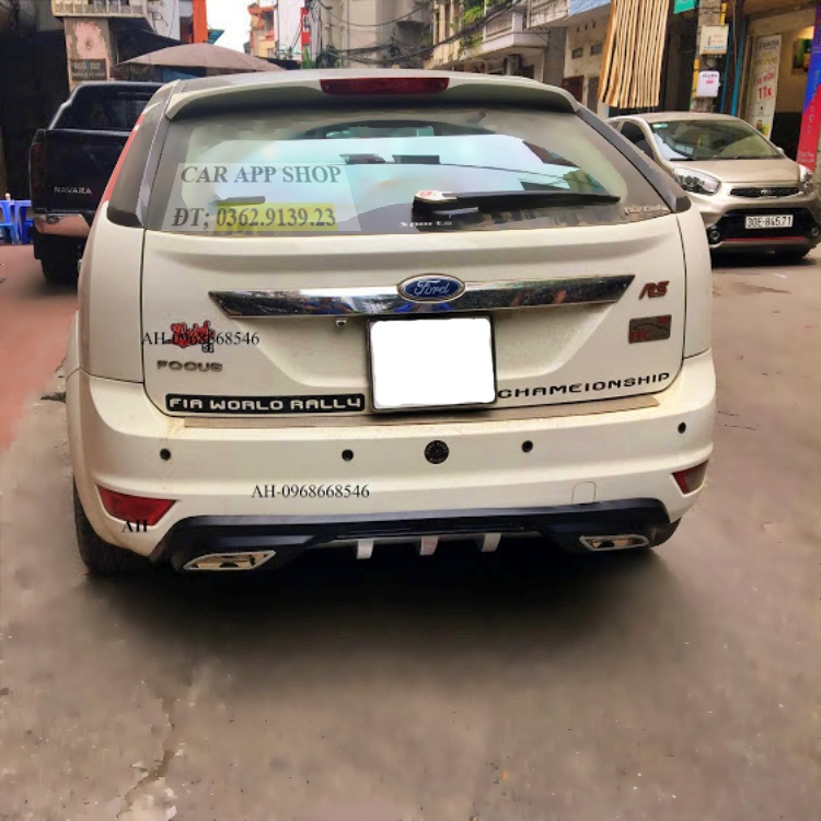 lippo ô tô focus Líp pô Ford Focus