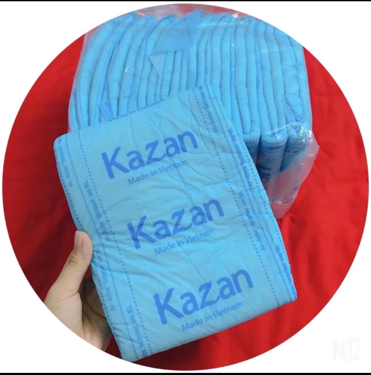 Combo 5 miếng Bỉm đi sinh cho mẹ, bỉm người lớn KAZAN size M/L