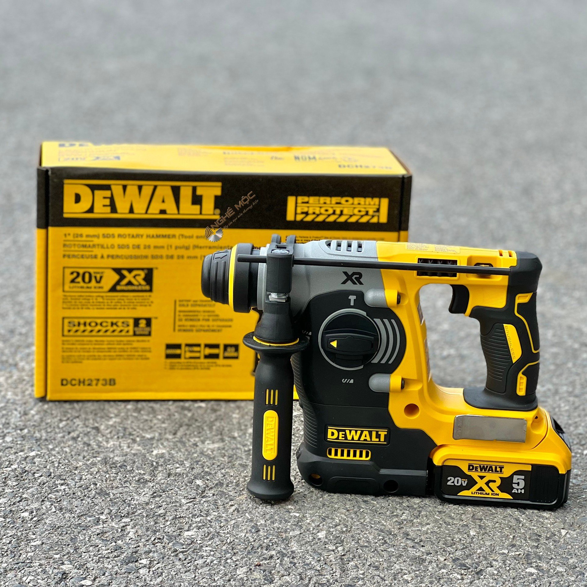 Máy khoan betong Dewalt DCH273