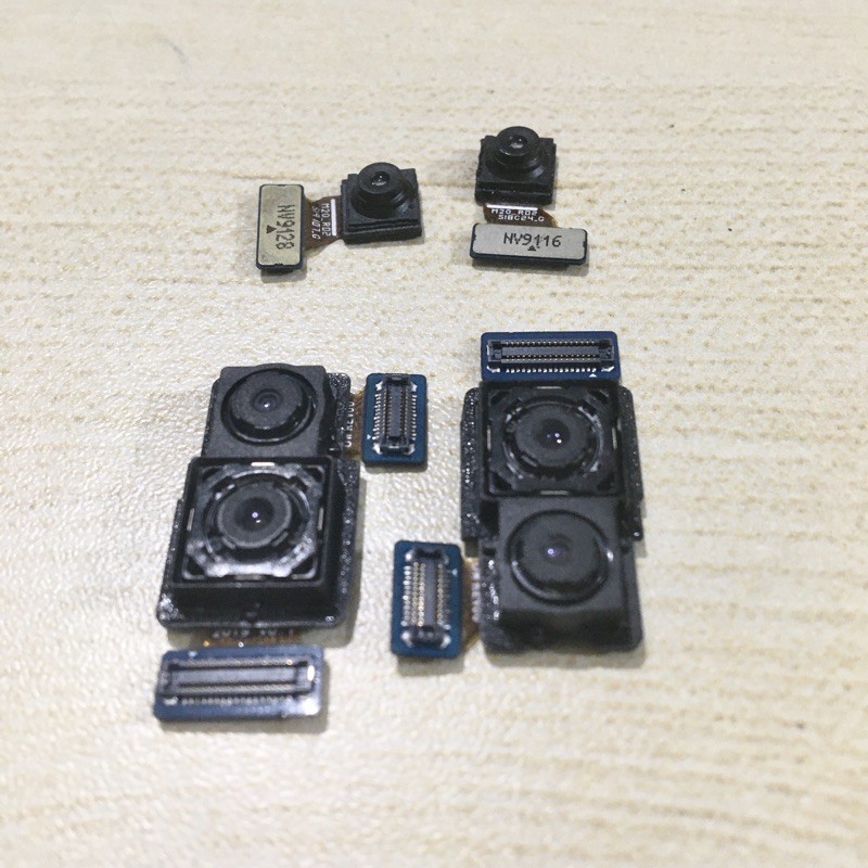 Camera sau Samsung M20