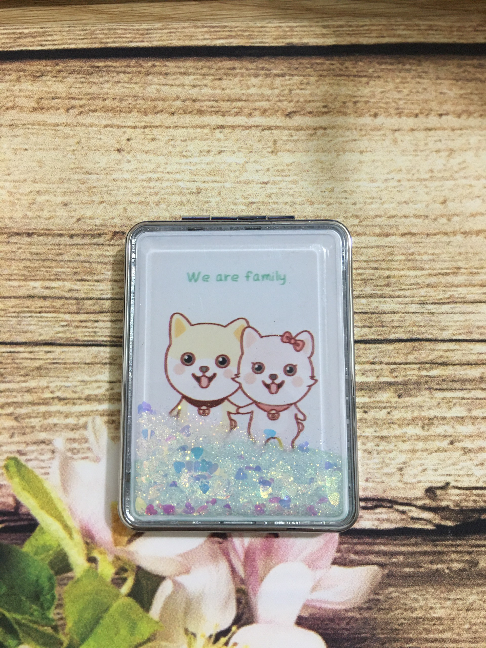 Gương trang điểm mini 2 mặt kim tuyến chữ nhật Shiba