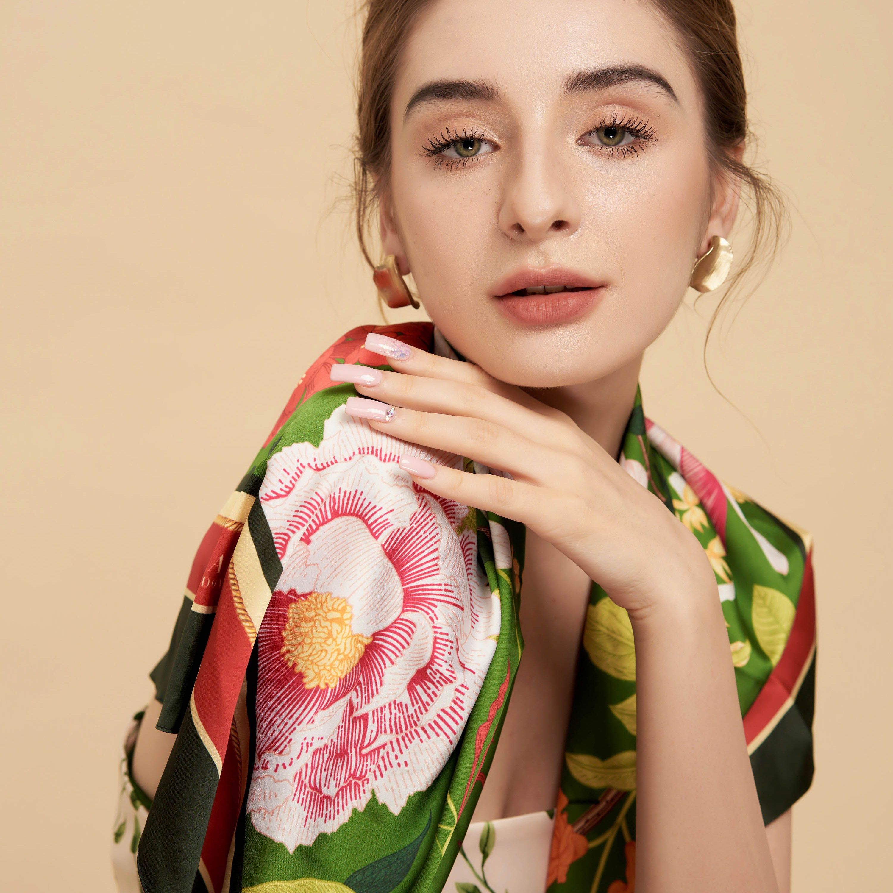 Oceana London - Khăn lụa vuông Devon Scarf
