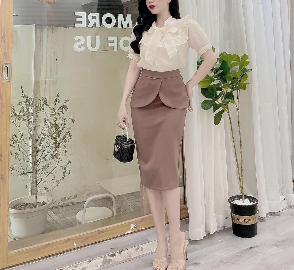 Chân váy công sở lưng đắp chéo giấu bụng