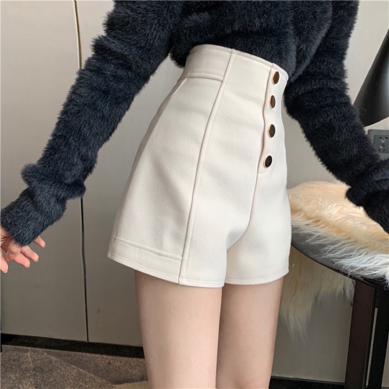 Quần Short Cạp Cao 4 Cúc Siêu Xinh