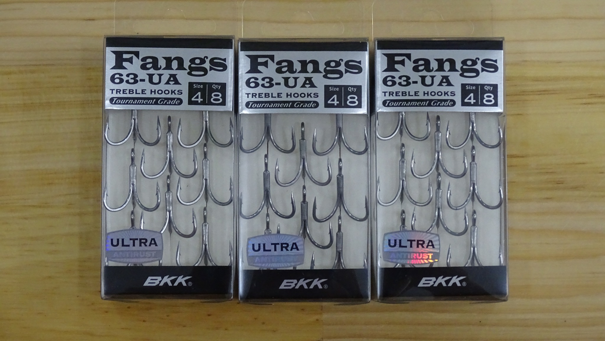 Lưỡi câu ba tiêu BKK FANGS 63-UA