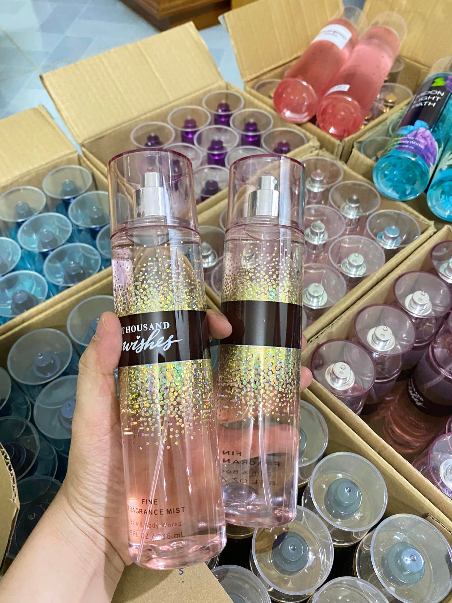 Xịt thơm Bodymist A Thousand Wishes 236ml (không nhũ)