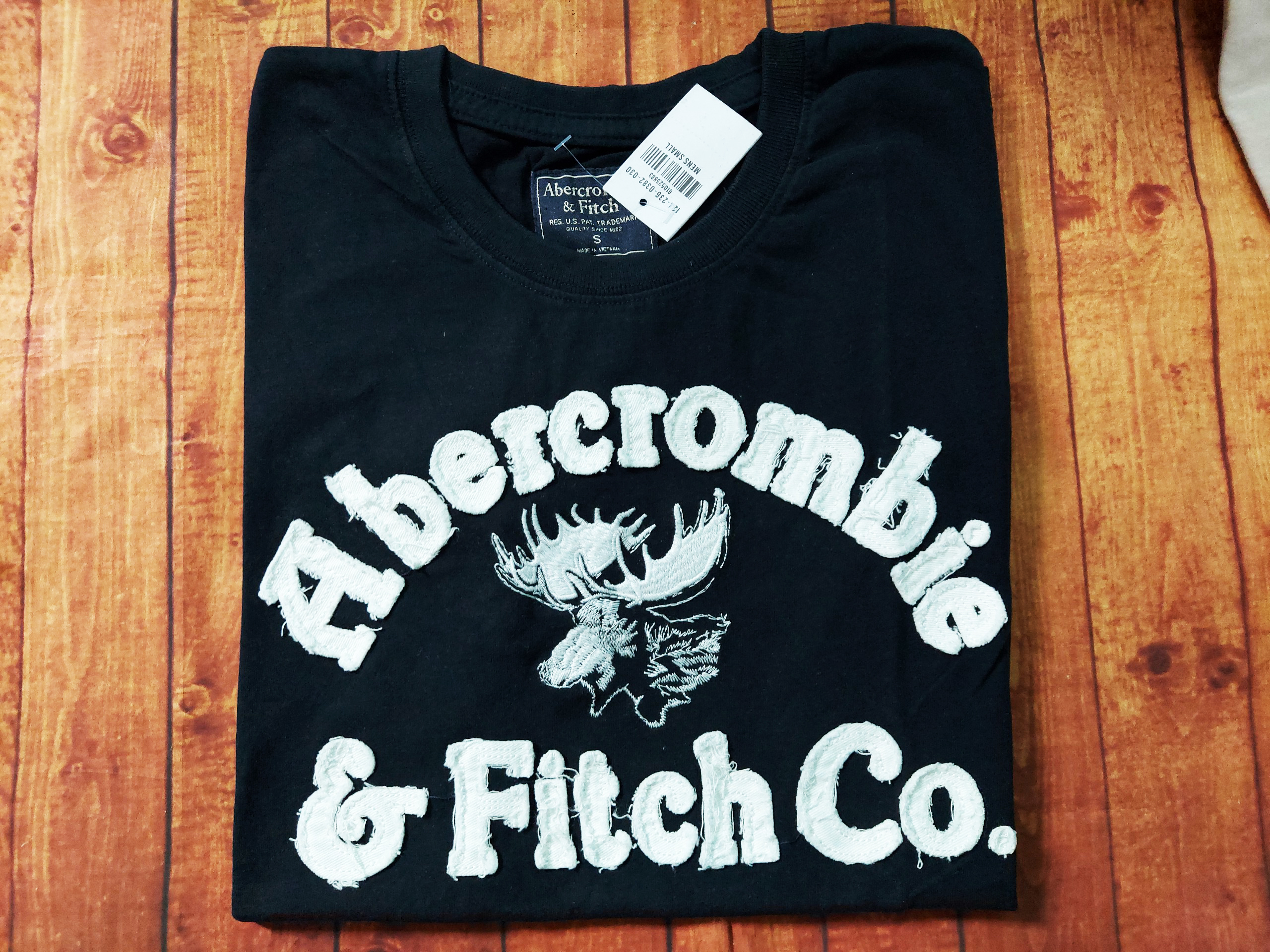 Áo thun Abercrombie & Fitch Co Navy