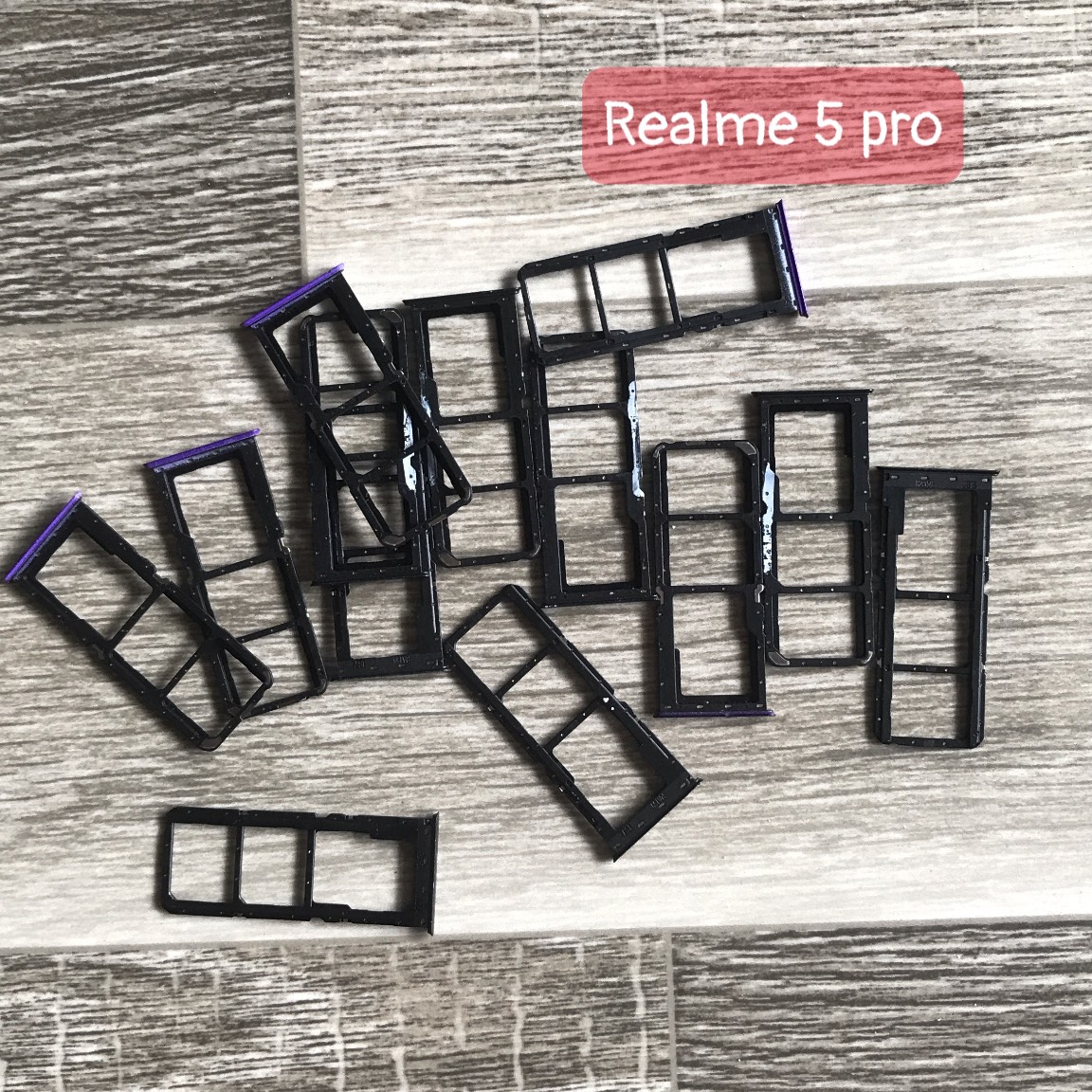 Khay sim Realme 5 Pro (khay sim thay thế)