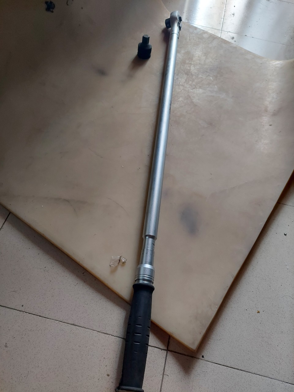 Cần siết lực TORQUE đầu 1 inch ( Dãi lực 150-800Nm )