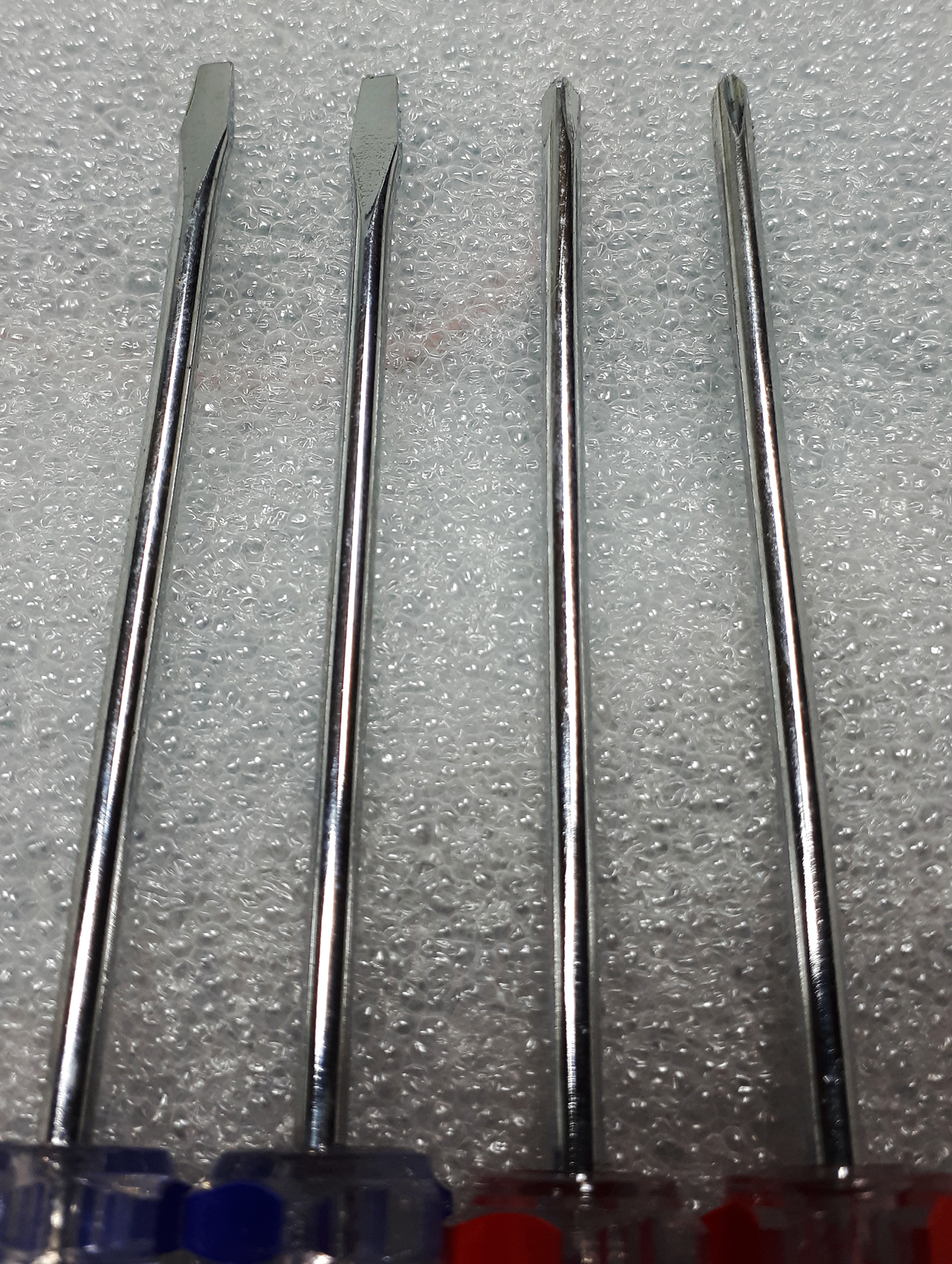 Combo 4 cây - Tua vít nhỏ 3x75mm (2 Cây dẹp + 2 Cây bake)