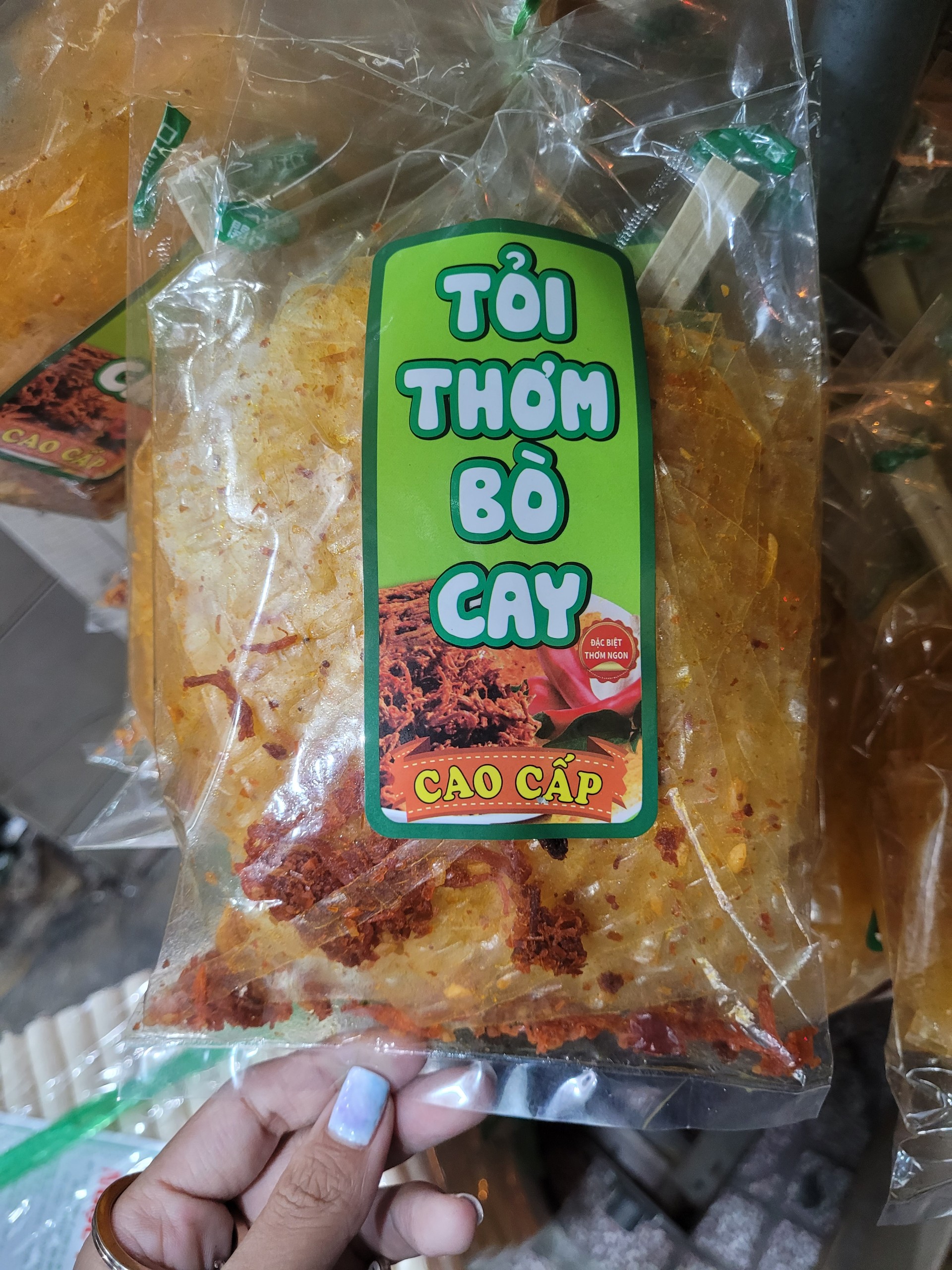 BÁNH TRÁNG TỎI THƠM BÒ CAY