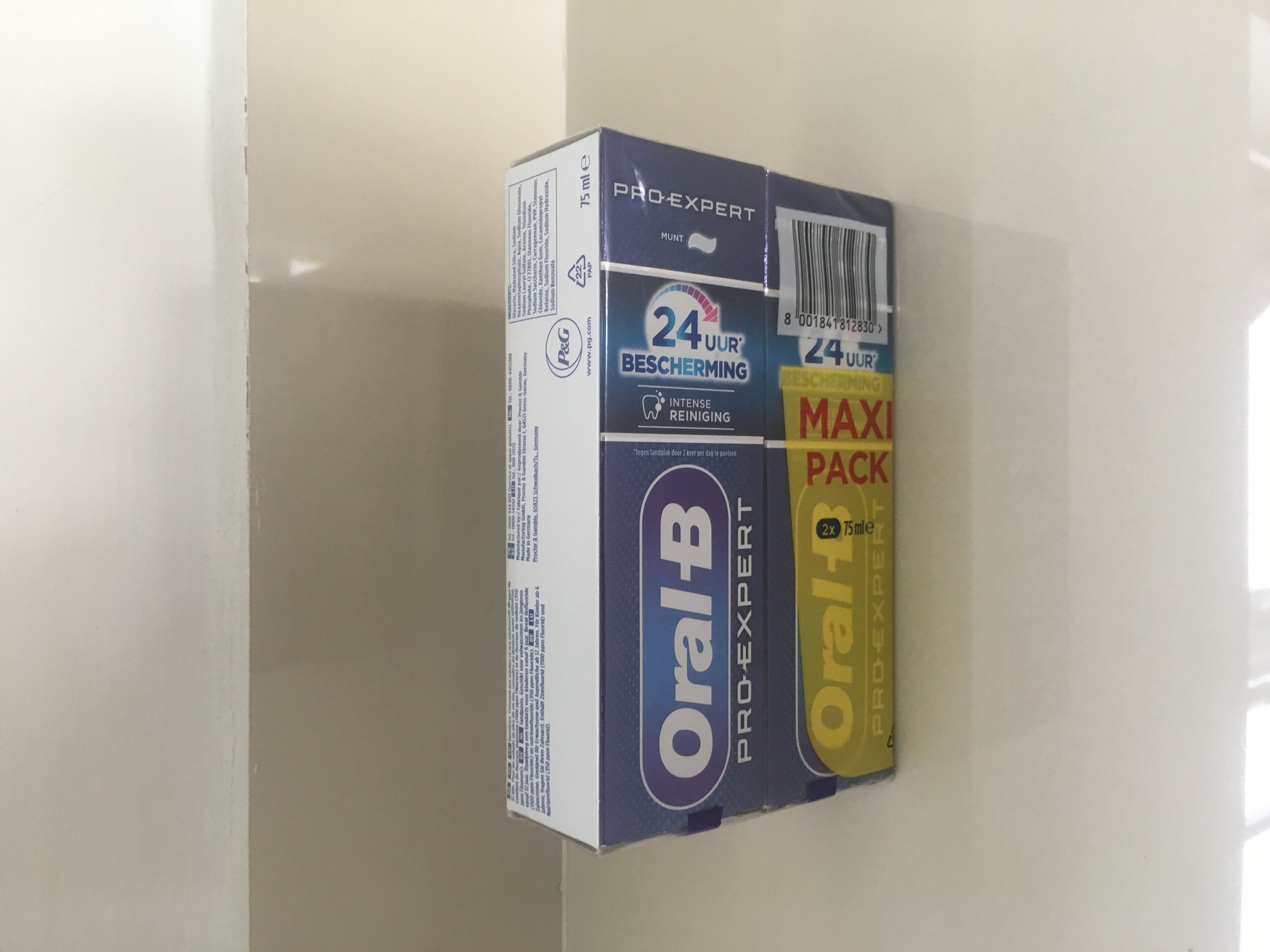 Kem đánh răng Oral-B 75ml/tuýp - hàng Pháp