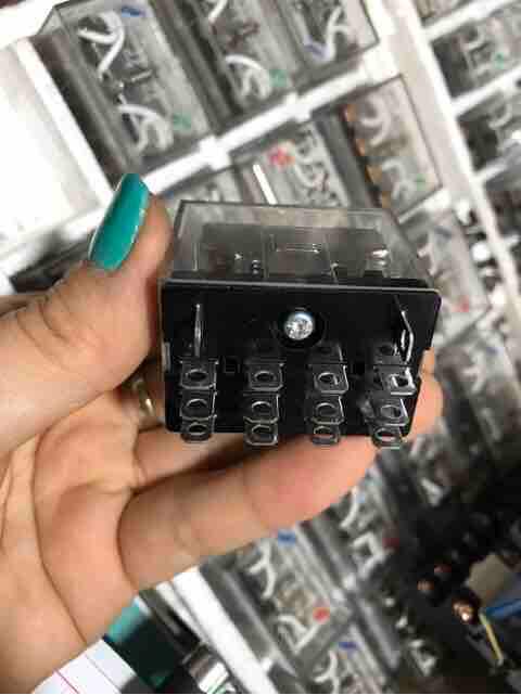 Rơ le 14 chân to 24v 10A