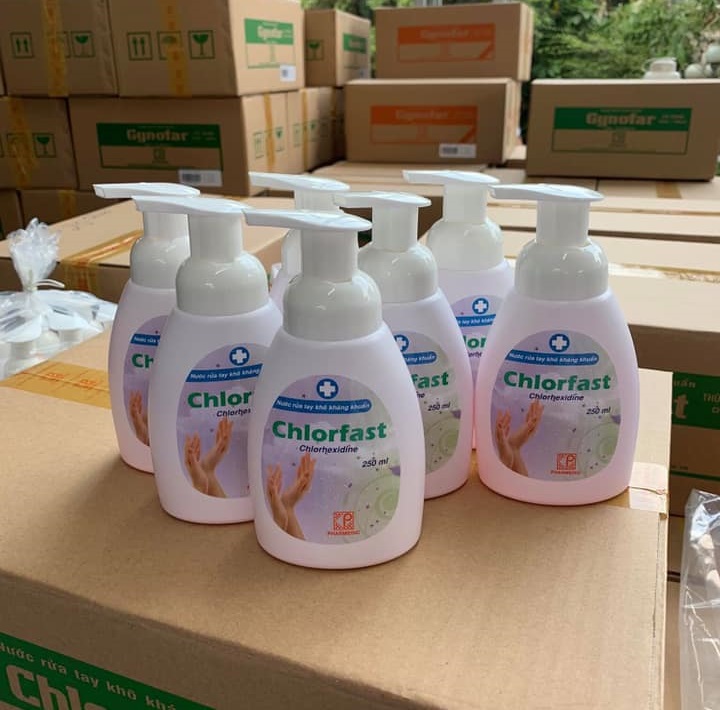 [HCM]NƯỚC RỬA TAY KHÔ KHÁNG KHUẨN CHLORFAST 250ml