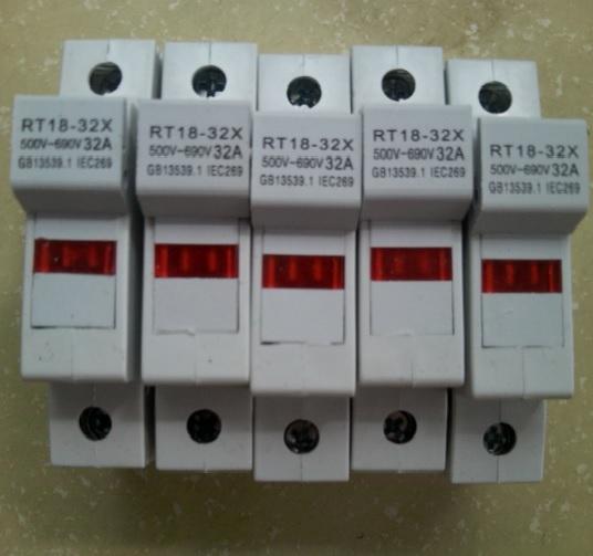 Đế Cầu Chì  RT18-32X + Cầu Chì