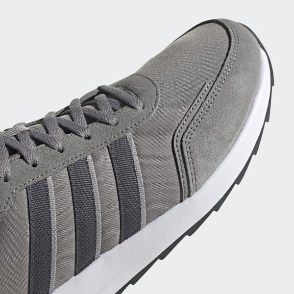 Giày Adidas Strutter M FV7032