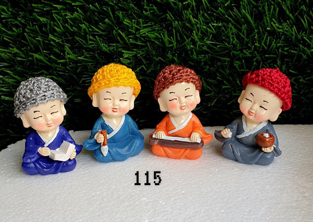Bộ 4 chú tiểu cầm kỳ thi hoạ nón len