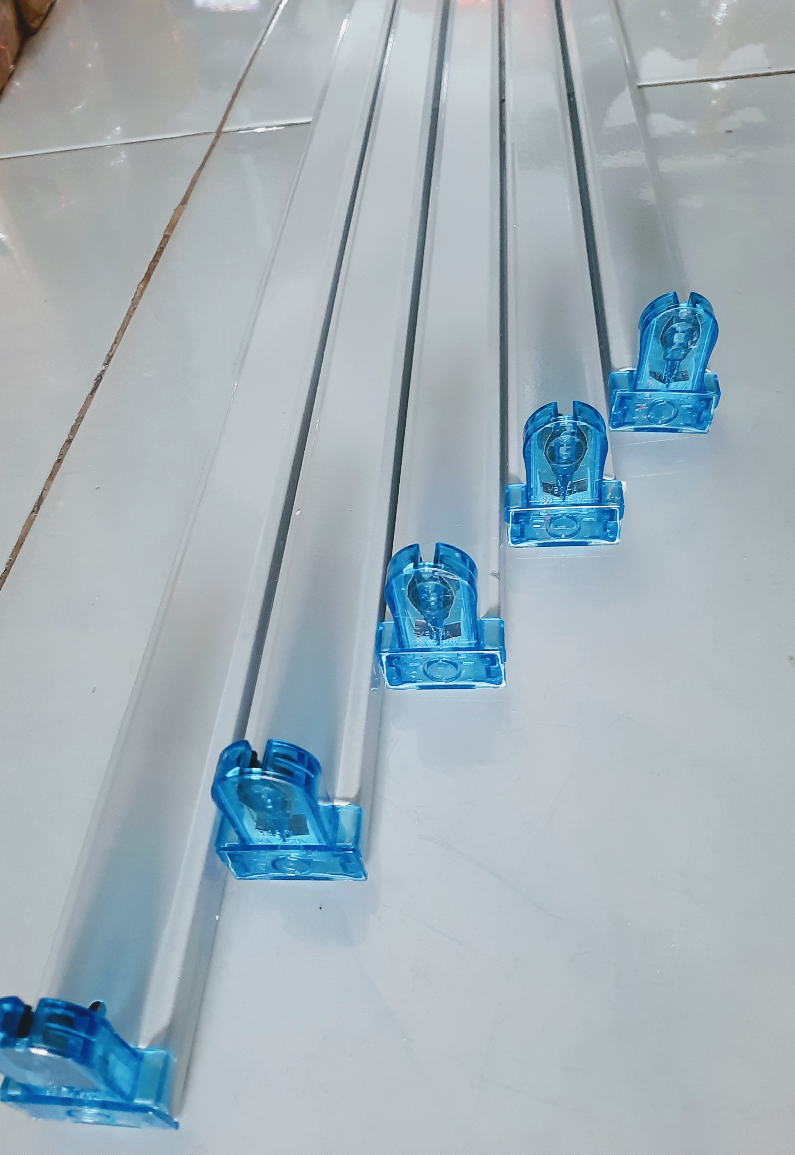 Máng đèn Led tuýp 1m2 máng đèn Led đơn 1,2m