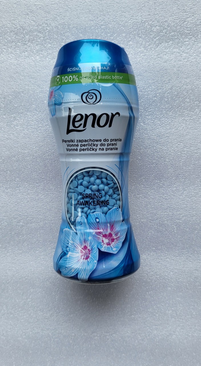 Xả vải Lenor dạng viên