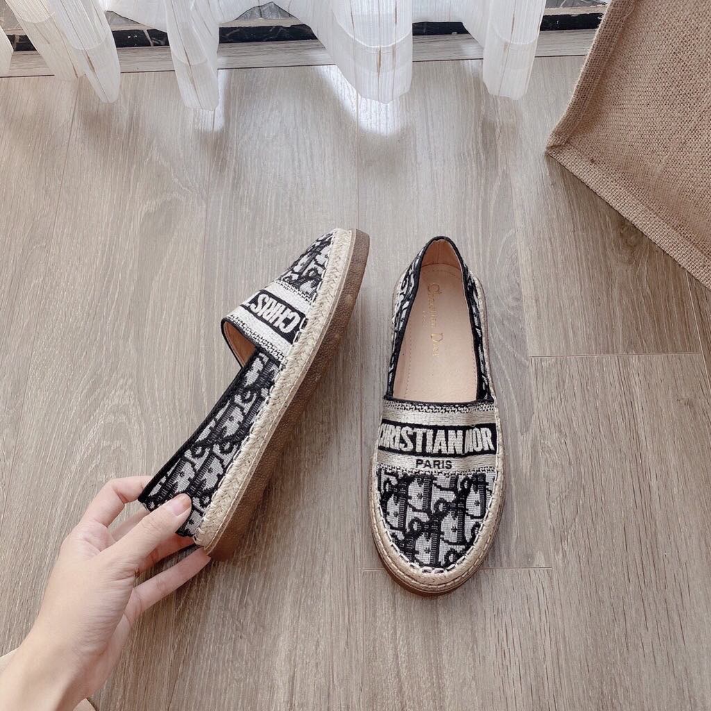 Giày SlipOn thổ cẩm Dior