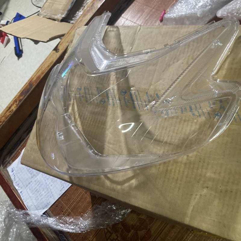 kính pha đèn air blade đời đầu