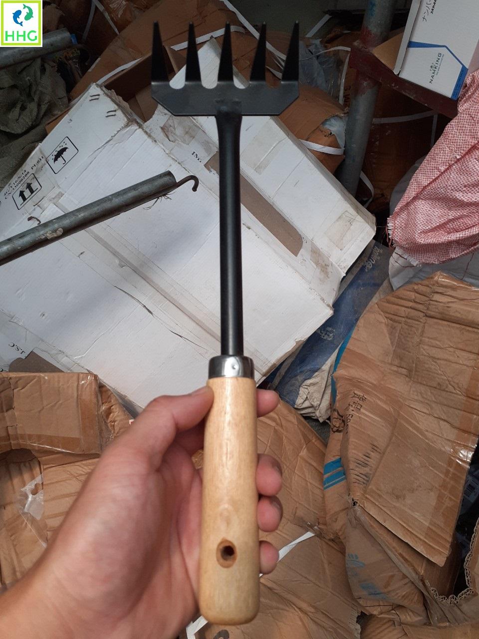 CÀO ĐẤT CẦM TAY MINI ĐA NĂNG