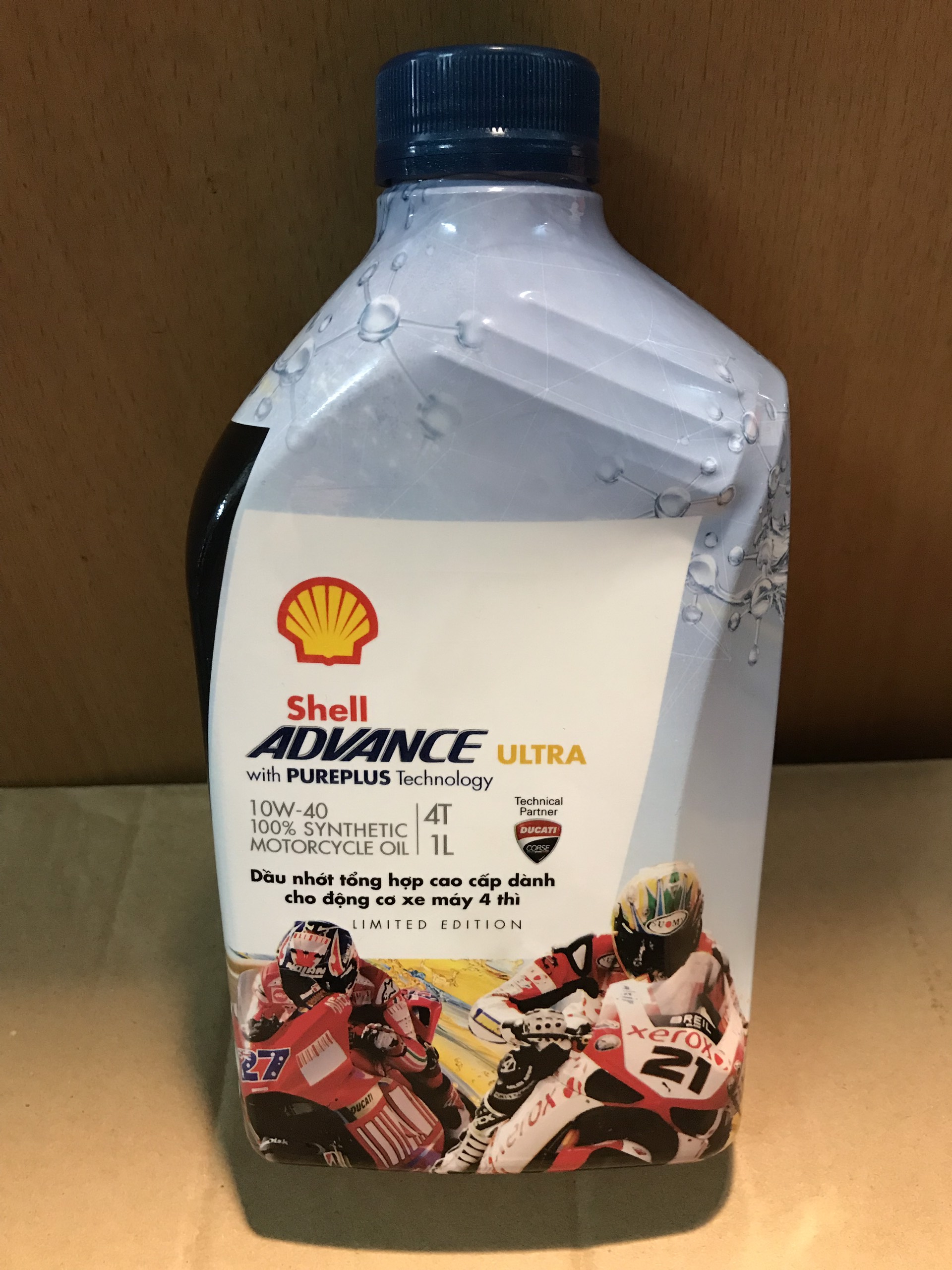 Dầu nhớt xe máy Shell Advance Ultra 10w40 (1L)