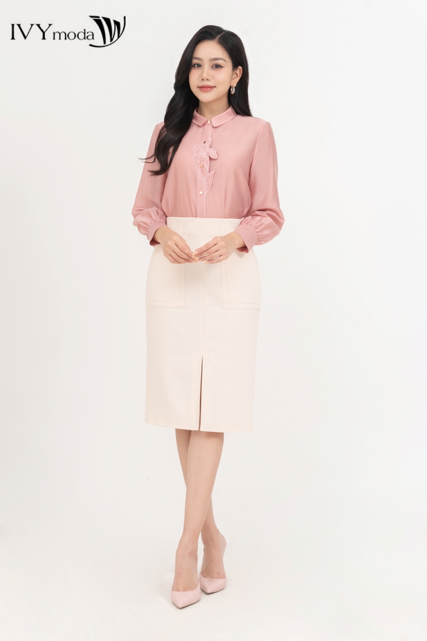 Áo sơ mi lụa đính hoa IVY moda MS 17M8554