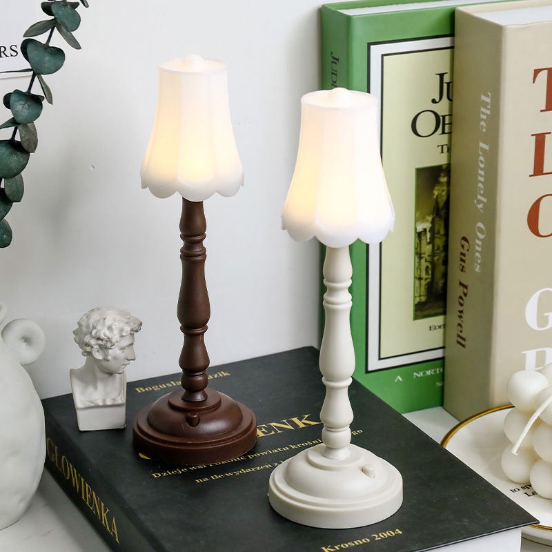 Đèn Led Mini Để Bàn Bảo Vệ Mắt Phong Cách Bắc Âu Retro