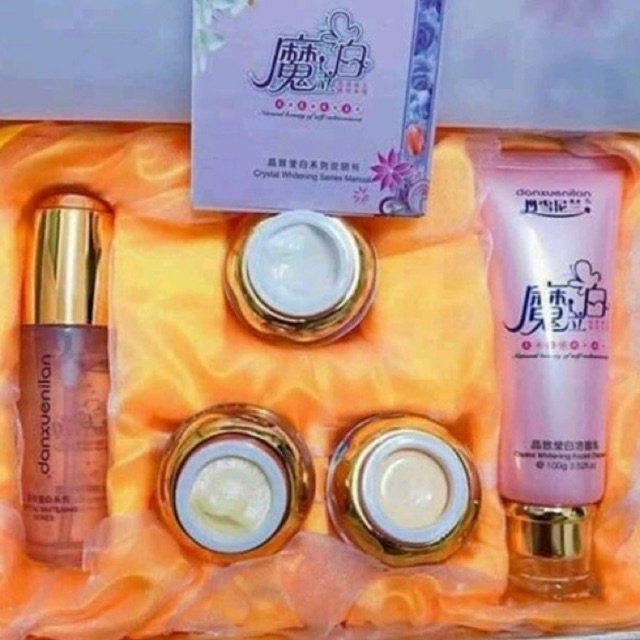 Bộ kem hoang cung hong
