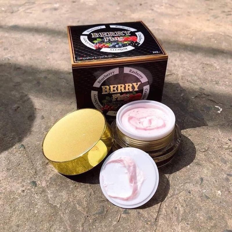 Kem Nám Sạm Da Dưỡng Trắng Berry 4K Plus Thái Lan