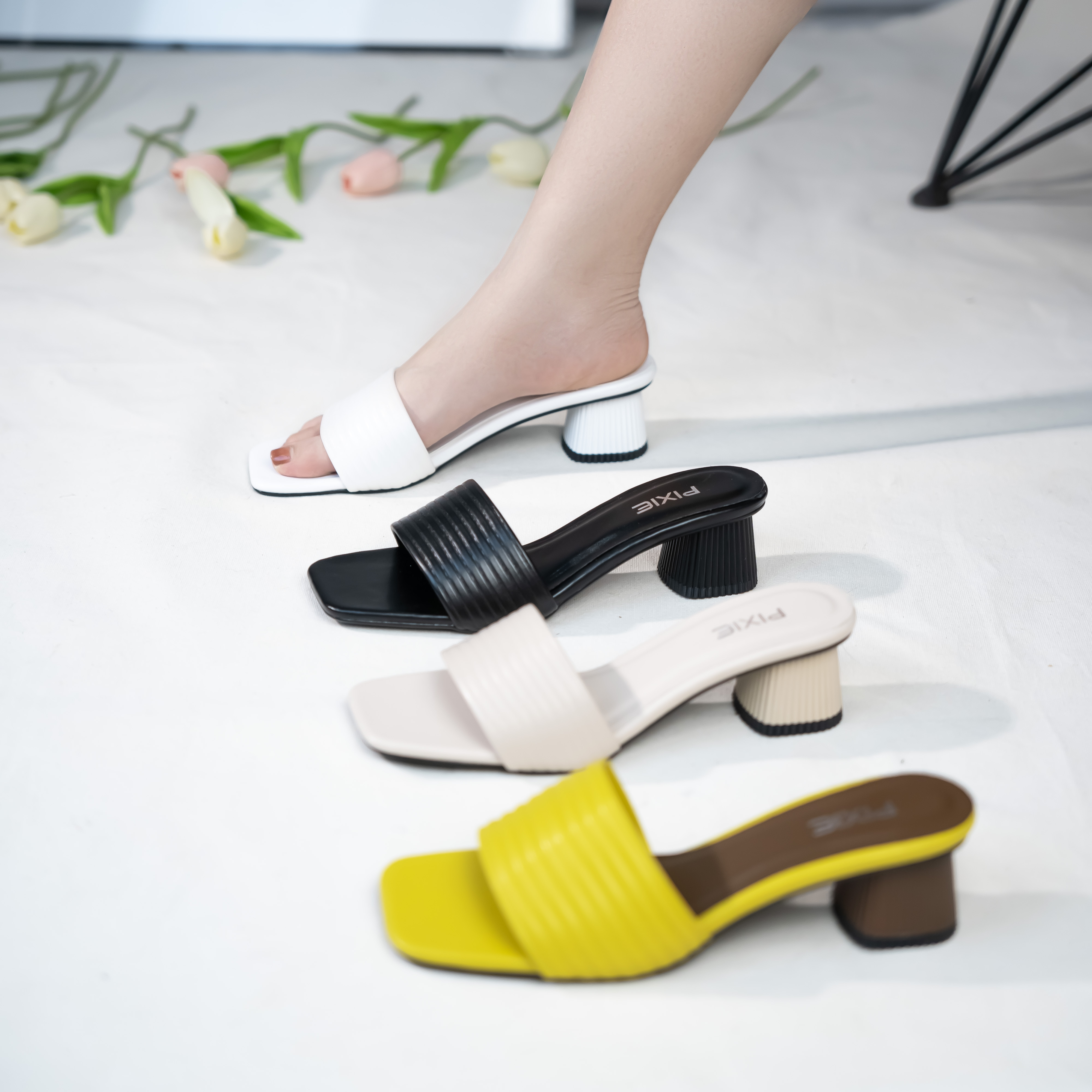 Guốc Cao Gót 5cm Quai Kẻ Ngang Pixie E117