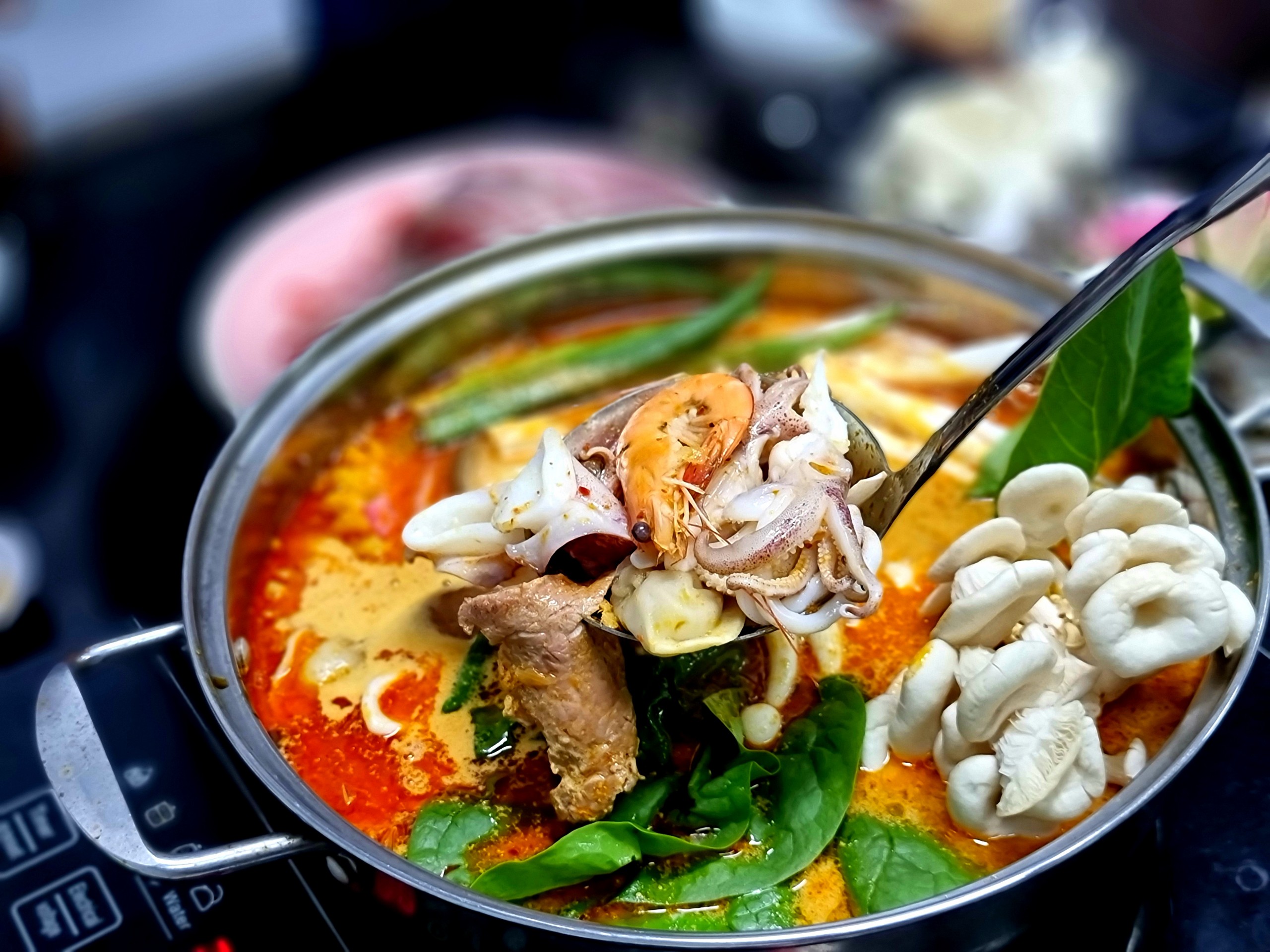 Cốt Lẩu Thái
