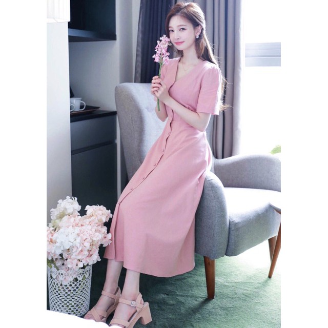 Đầm hồng nút bọc form dài