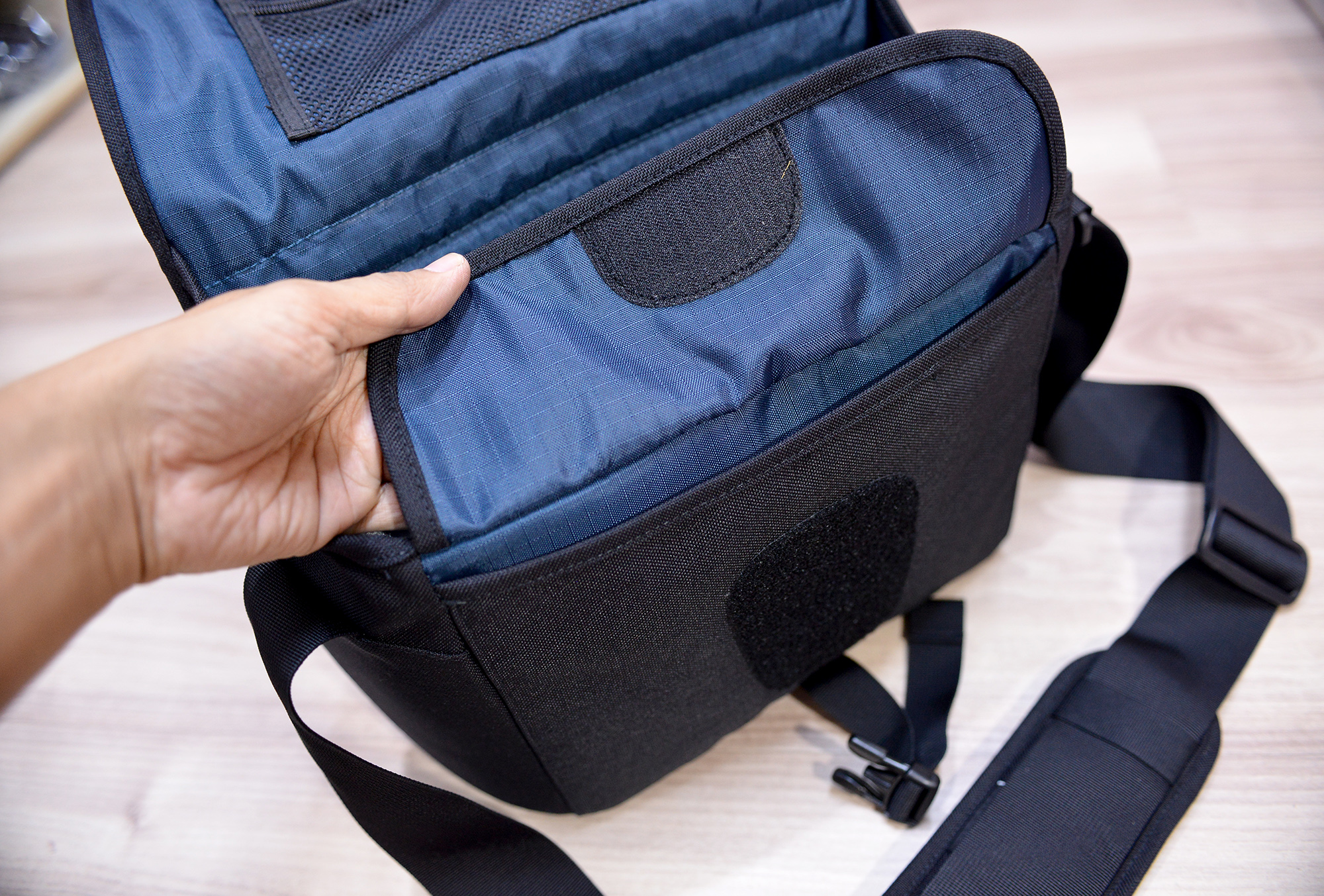 [HCM]Túi máy ảnh Crumpler CupCake 7500 Hình thật