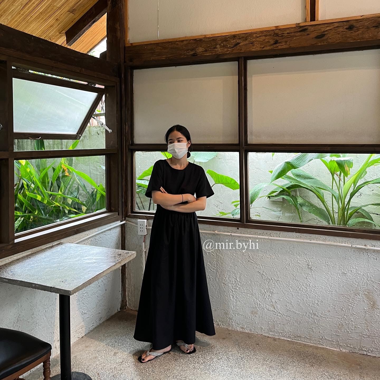 Mir.byHi: 𝐎𝐡𝐢𝐨 𝐝𝐫𝐞𝐬𝐬 - đầm dài hở sau gài nút.