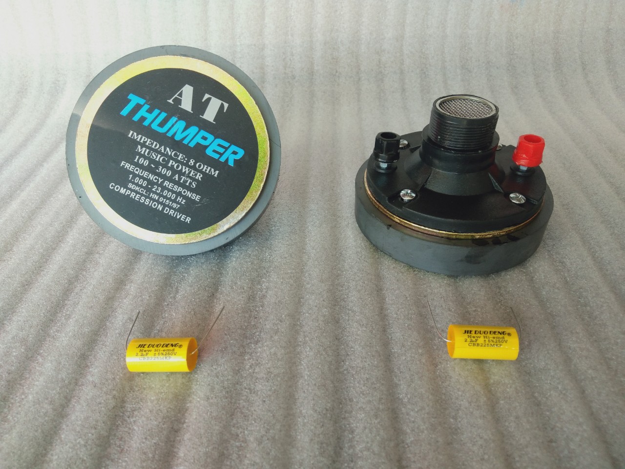 1 CỦ LOA TREBLE KÈN 450 THUMPER TỪ 120
