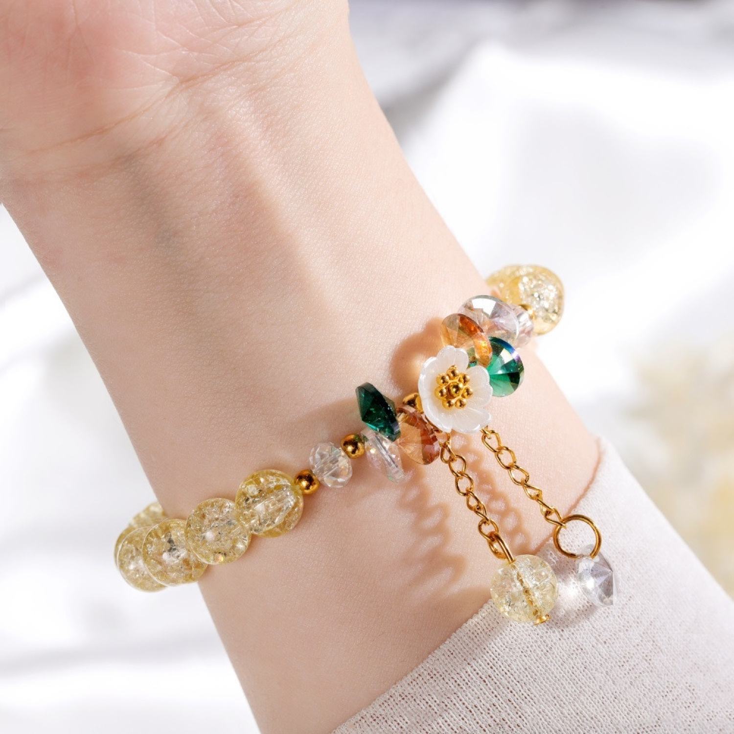 Vòng Tay Chuỗi Hạt Pha Lê Hình Hoa Cúc