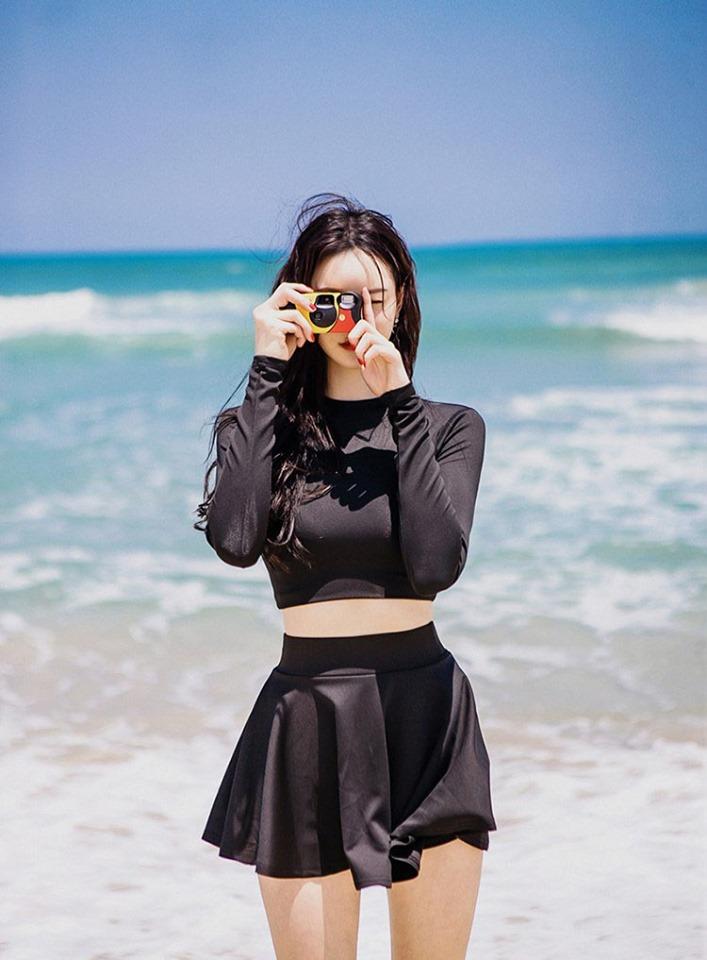 Combo áo bơi bikini kèm váy - Printed Black Bra Top with Skirt Combo | Đồ  bơi hai mảnh | osea.vn