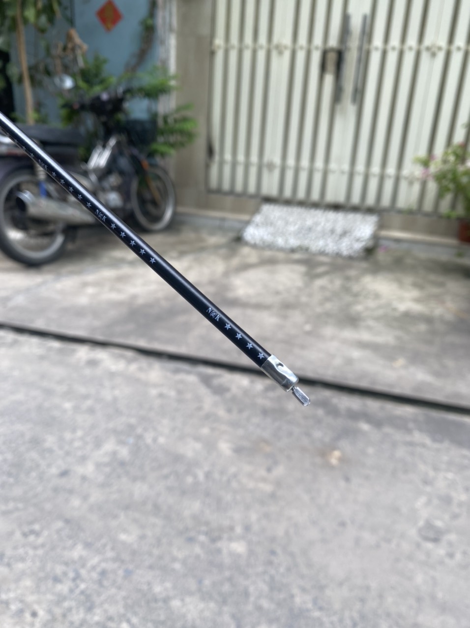 DÂY GA XE CHALY ĐỜI 81