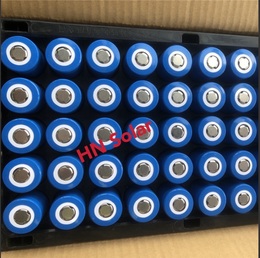 10 Cell Pin lithium sắt 32700- 3.2V 5.6Ah (Chống cháy nổ, có thể dùng cho NL mặt trời)