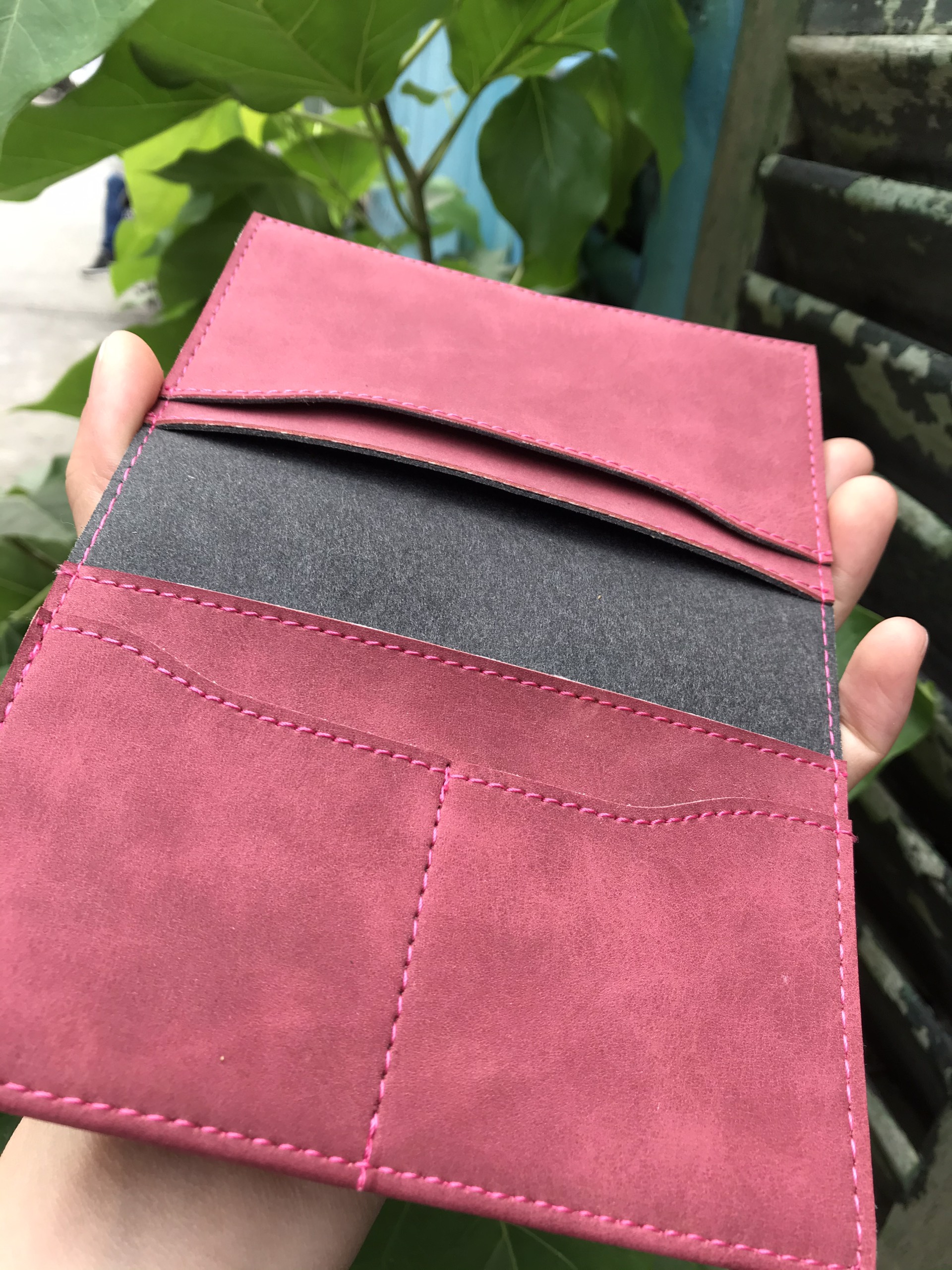 [HCM]Ví đựng hộ chiếu/cover passport màu đỏ tía