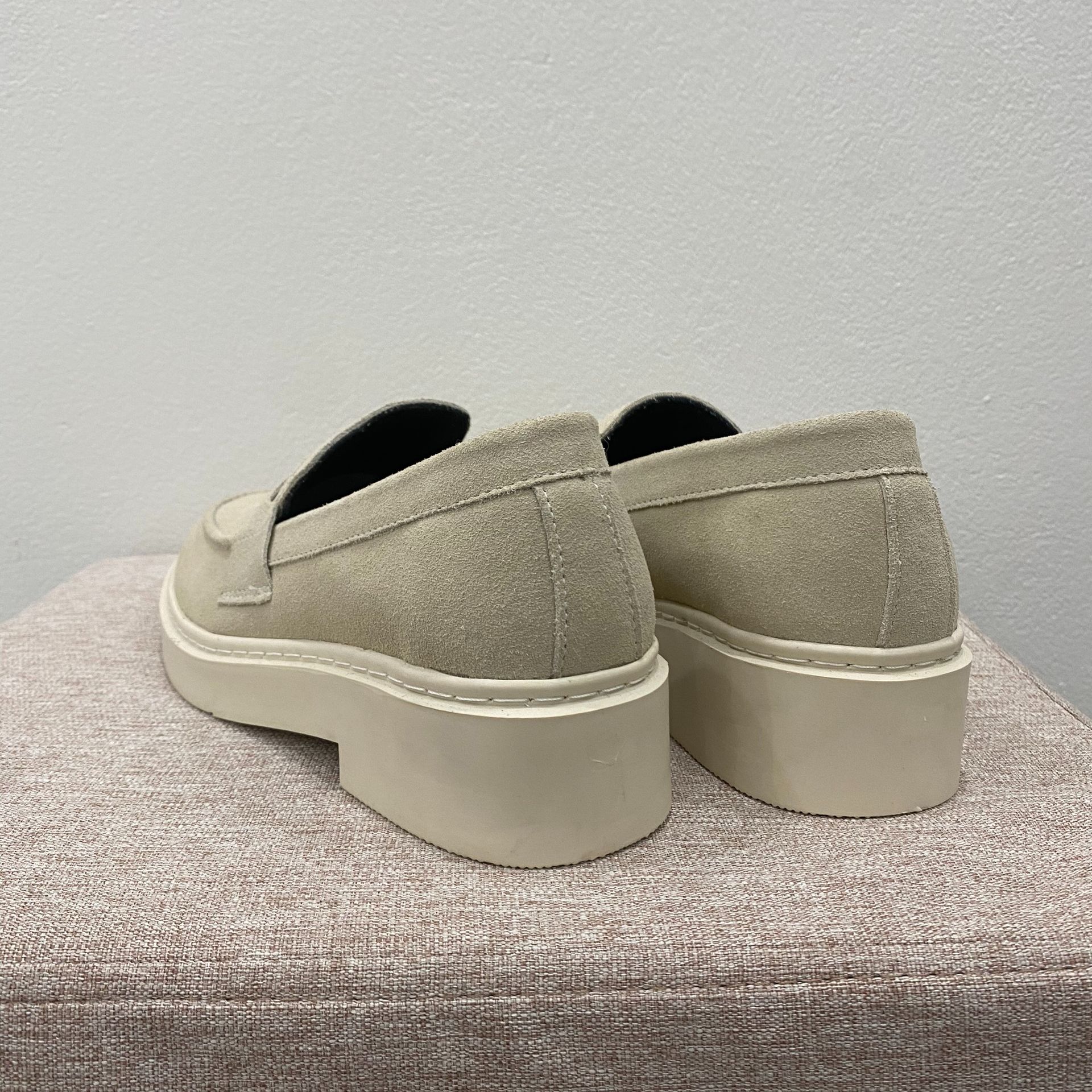 Giày Loafer tan da lộn, giày lười nam màu be
