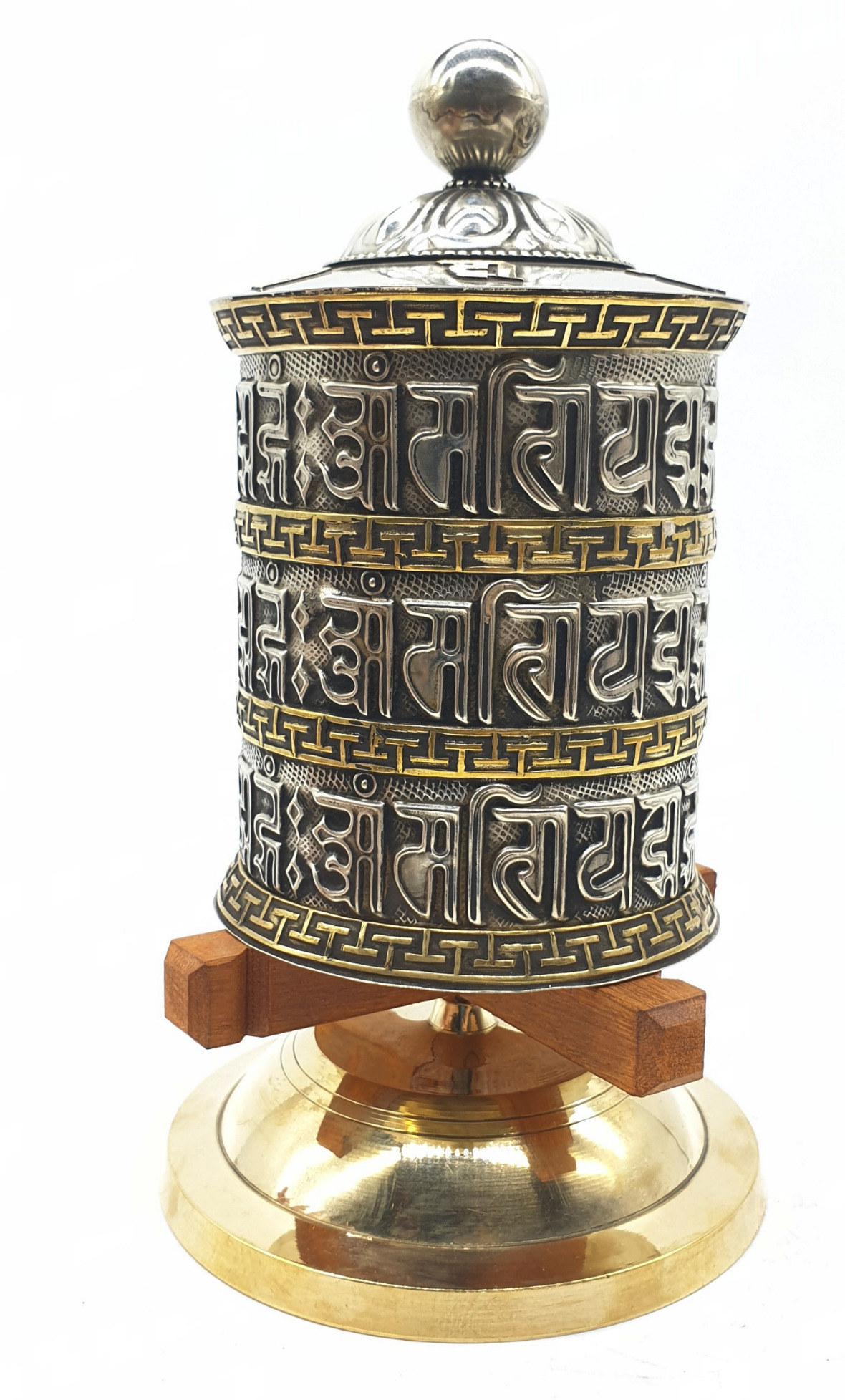 Kinh Luân Để Bàn 21 cm