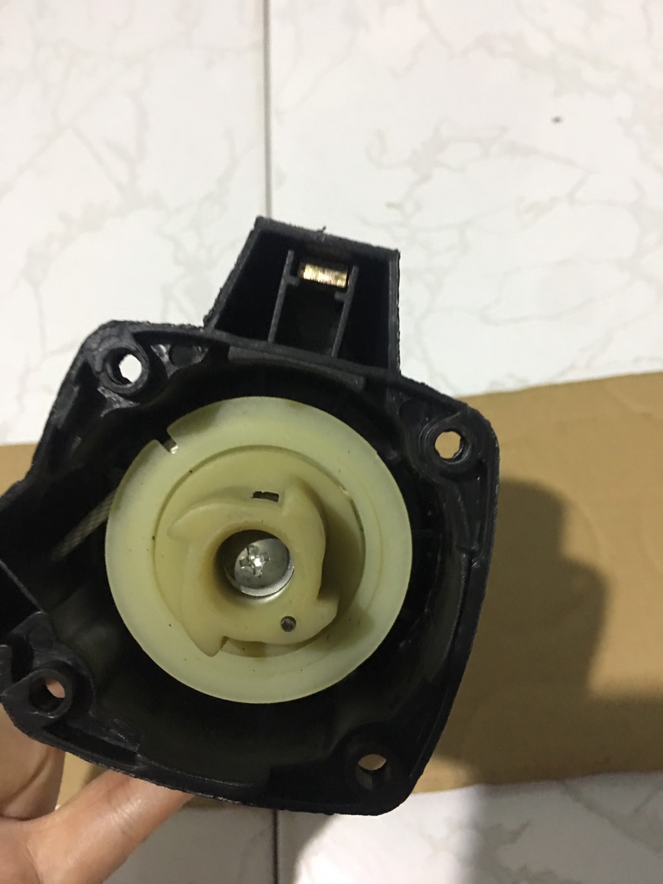 [HCM]BỘ CHỤP GIẬT( KHỞI ĐỘNG) MÁY CẮT CỎ 260.4 ỐC